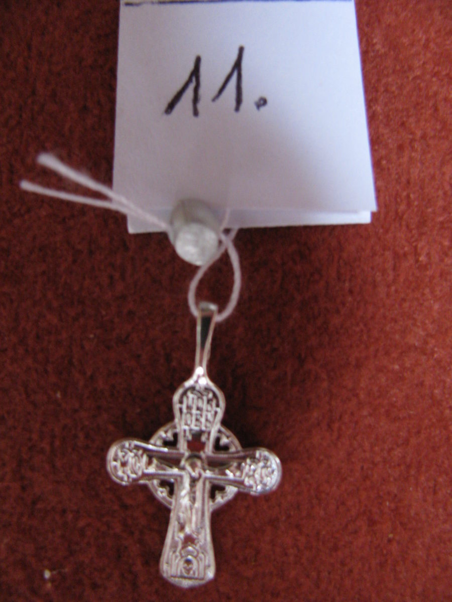 Krzyżyk srebrny 11